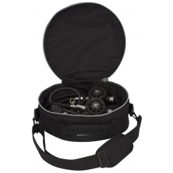 torba ScubaForce model Regulator Bag w środku